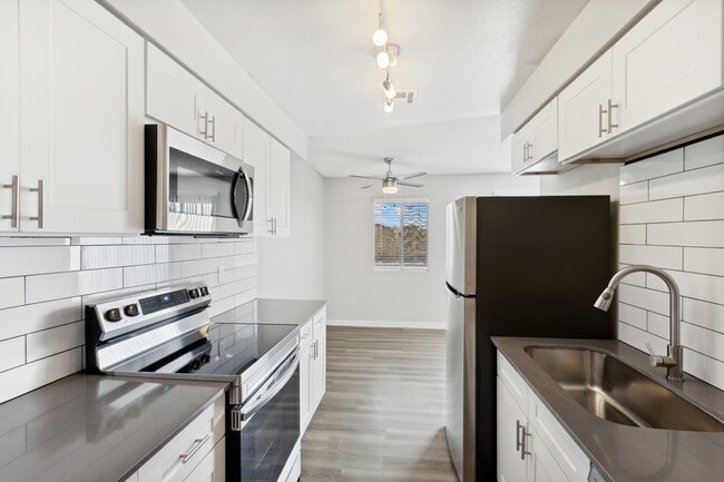 Photo - Tides on Spencer