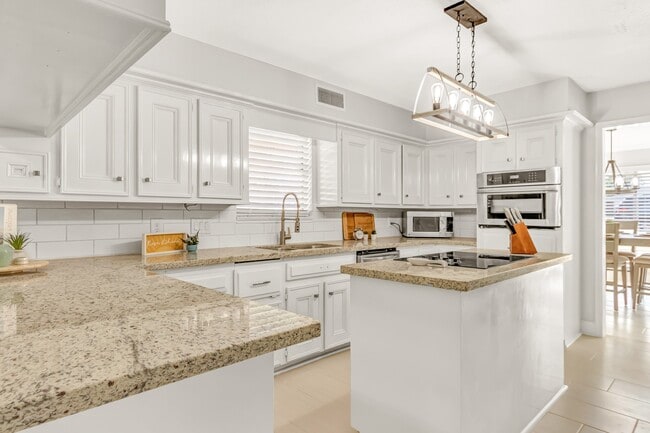 Photo - 5421 Blue Haven Dr