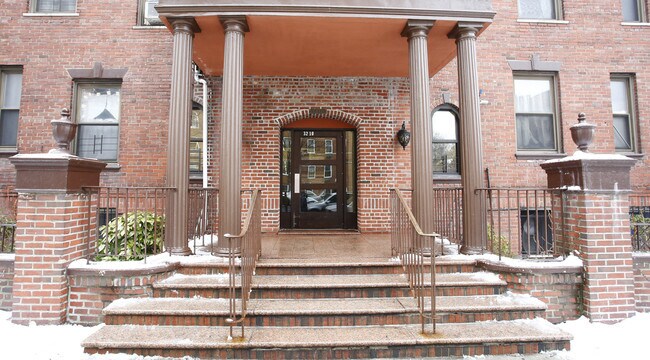 Photo - 3220 AVENUE H