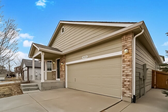 Photo - 18284 Michigan Creek Way