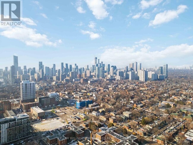 Photo - 170 Sumach St Unit 1005