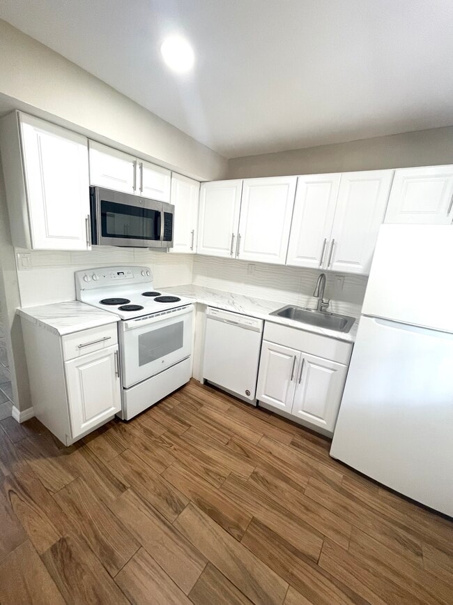Building Photo - 12406 Orange Blossom Oak Pl Unit 1 Rental
