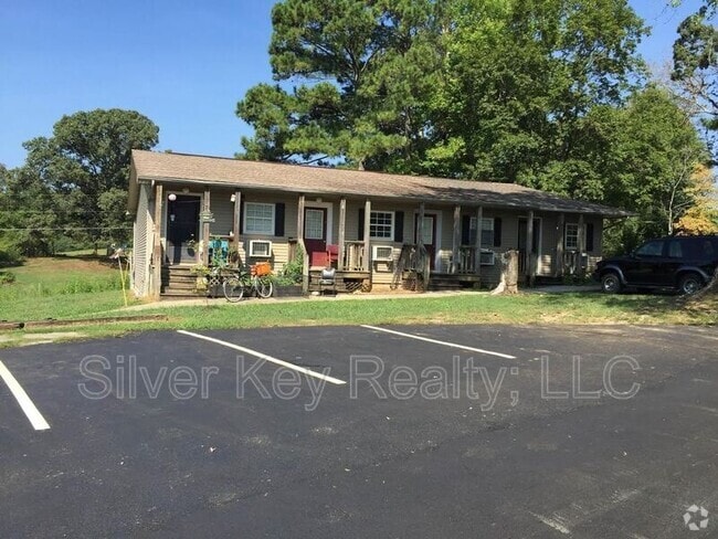 Building Photo - 1432 Niles Ferry Rd Unit 9 Rental