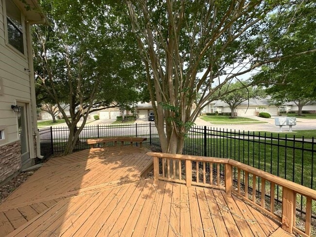 Photo - 7203 Welshwood Ln