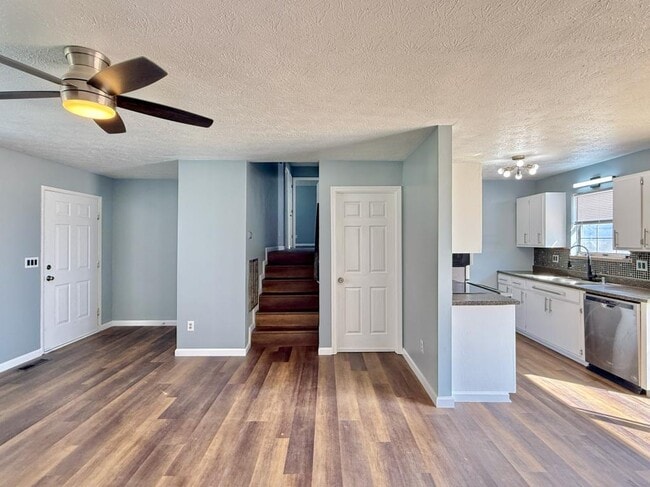 Photo - 275 Stone Dam Rd