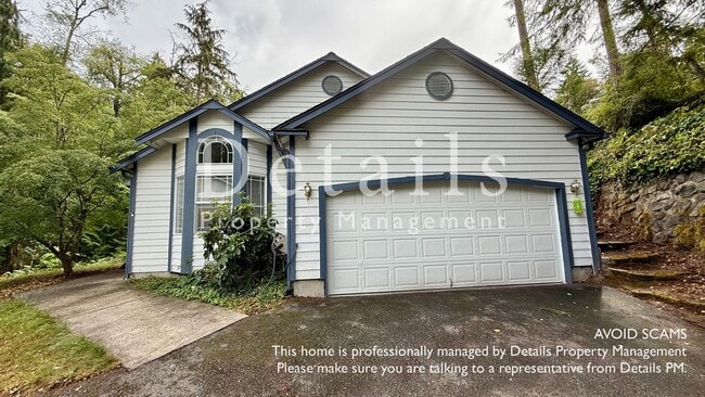 Building Photo - 140 NE Teri Ct