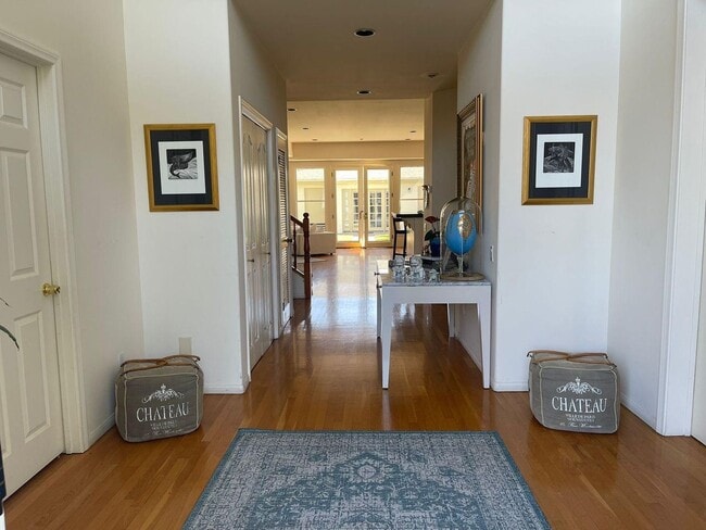 Photo - Spacious 5 bedroom home in Coronado's Village