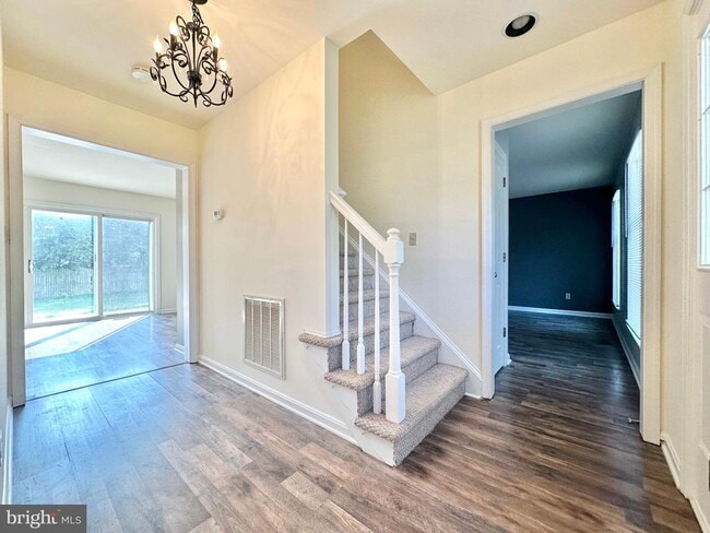 Photo - 8337 Colony Cir