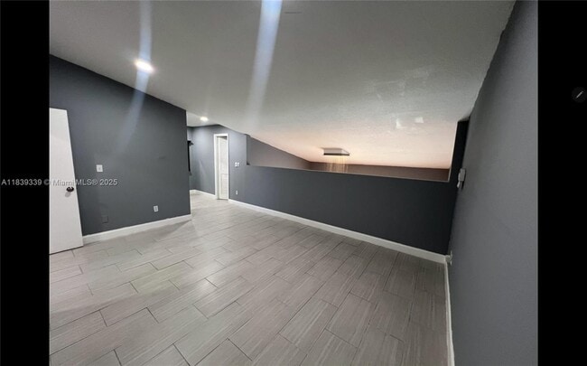 Building Photo - 650 NW 210th St Rental