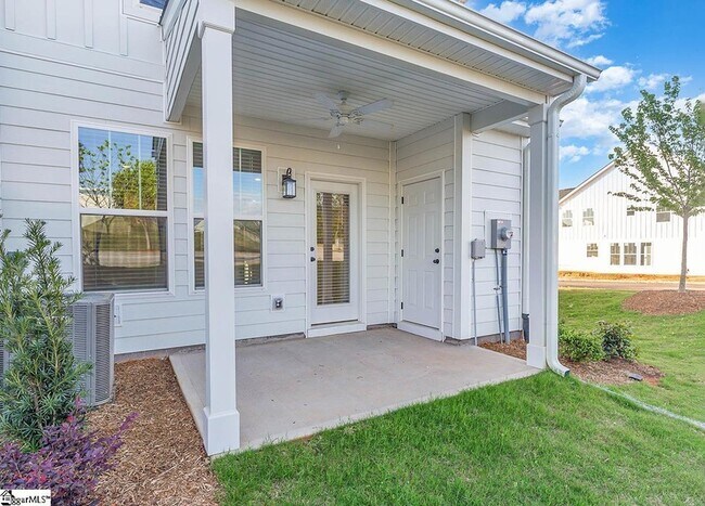 Photo - 234 Pine Breeze Wy