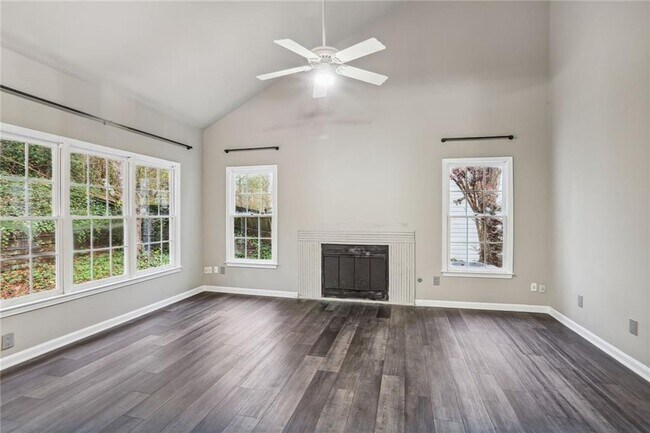 Photo - 2120 Sweetbirch Trail