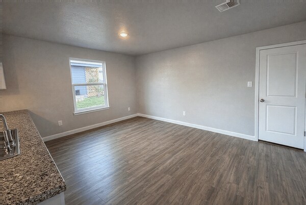 Photo - 431 Ambush Ridge