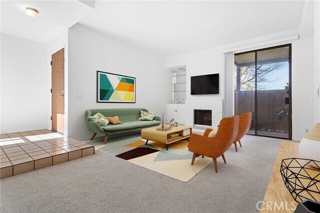 Photo - 560 N Brea Blvd Unit 21