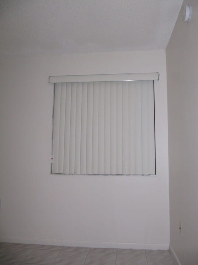 Photo - 1180 NW 125th Path Unidad 1180