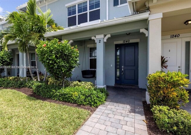 Photo - 1240 Eucalyptus Dr