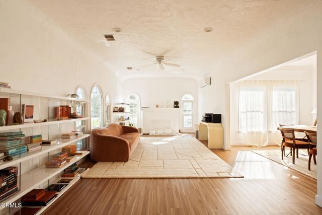 Photo - 5166 Packard St