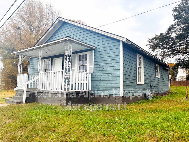 Photo - 208 Royster Ave