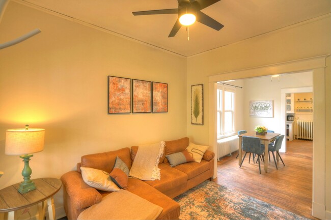 Photo - 21 Garden St