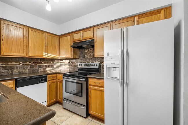 Photo - 3100 Walnut Bend Ln