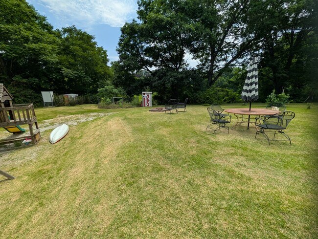 Photo - 21 Wintergreen Ave