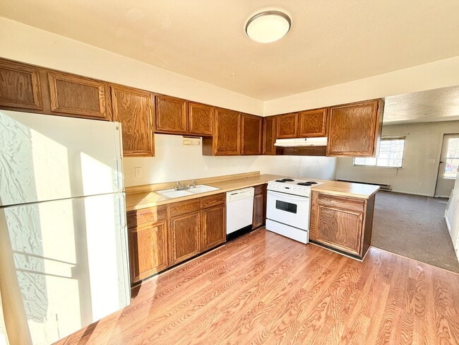 Building Photo - 87 Castle Royal Dr