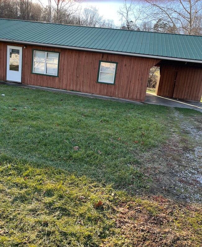 Building Photo - 1954 Graham School Rd