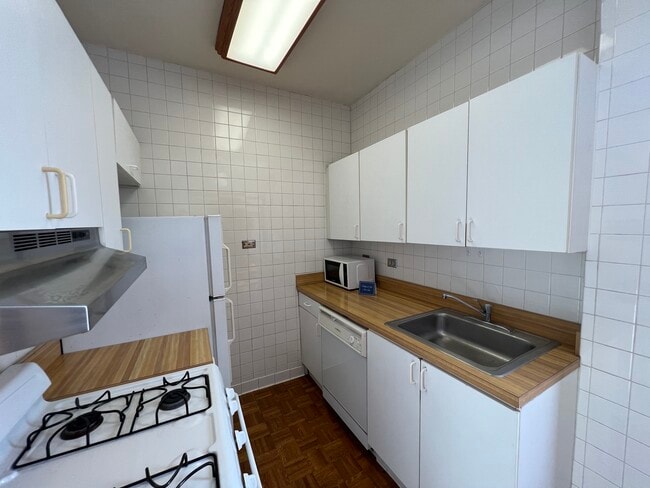 Photo - 431 W. Roscoe