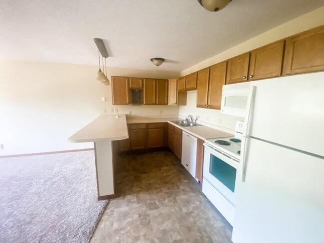 Photo - Karolyn Apartments