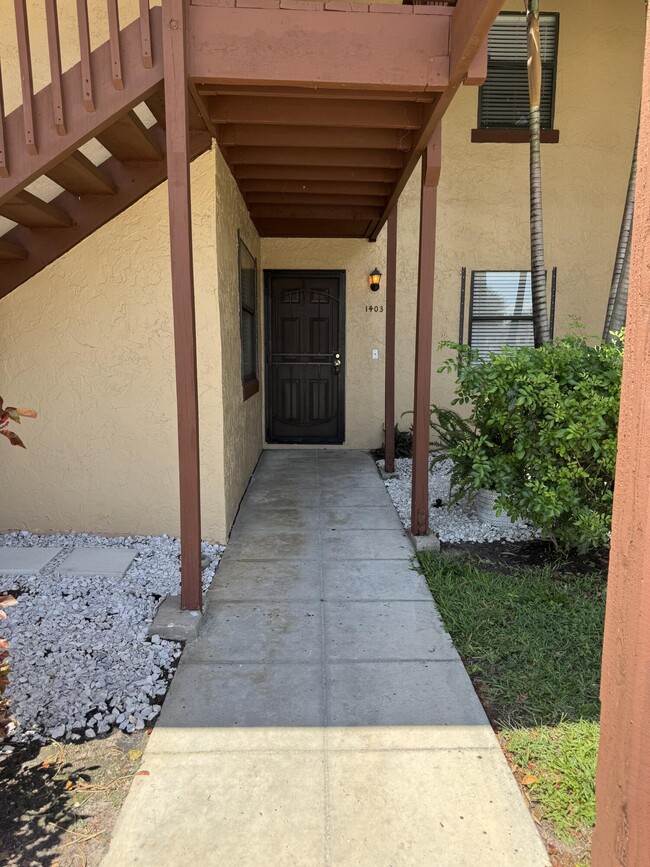 Photo - 1403 Lakeview Dr E Rental
