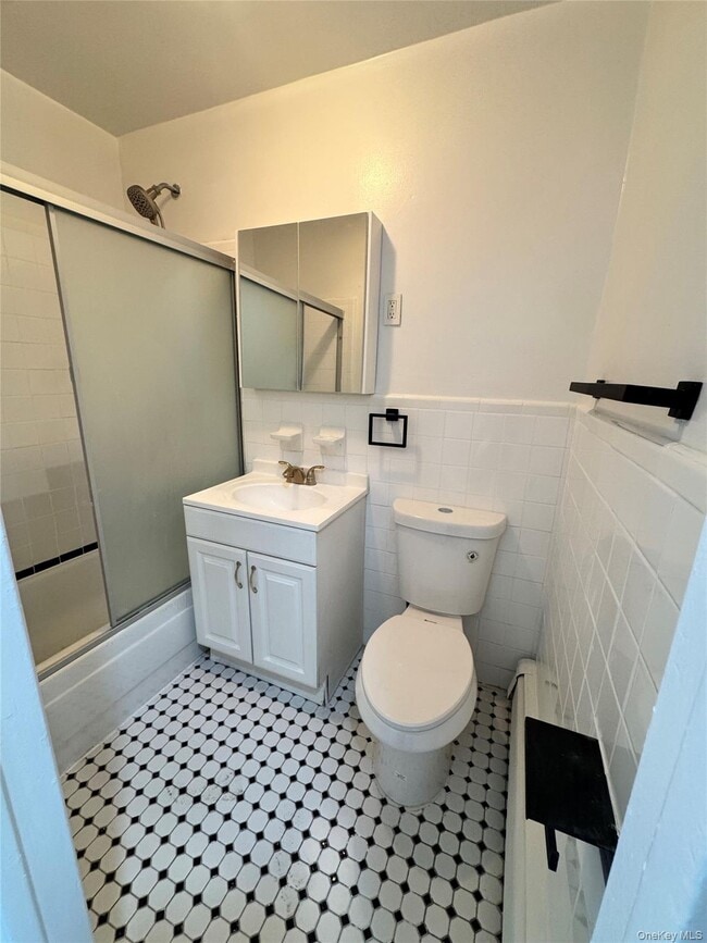 Photo - 1481 Needham Ave