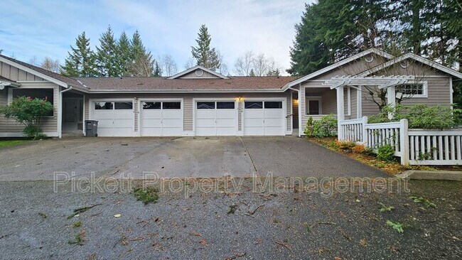 Photo - 12596 Deer Park Ln NW