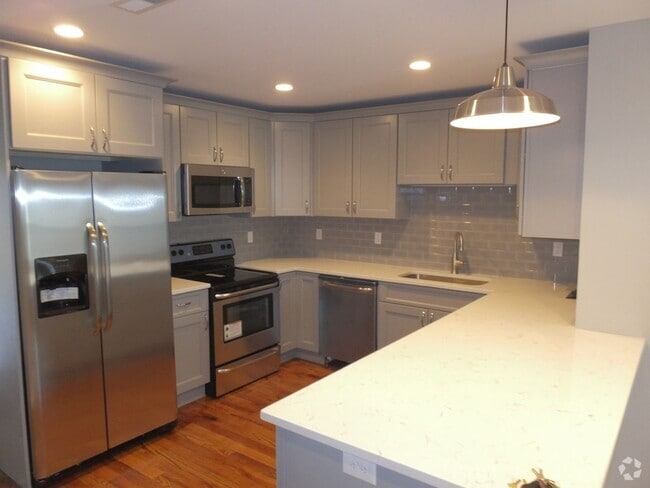 Building Photo - 239 St John St Unit 2 Rental