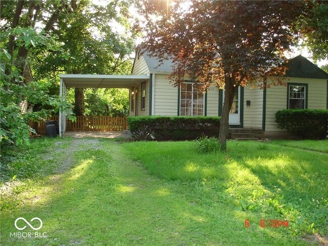 Photo - 5134 Indianola Ave
