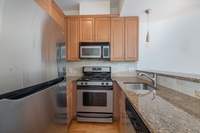 Photo - 19 Knowlton St Condo Unit 4