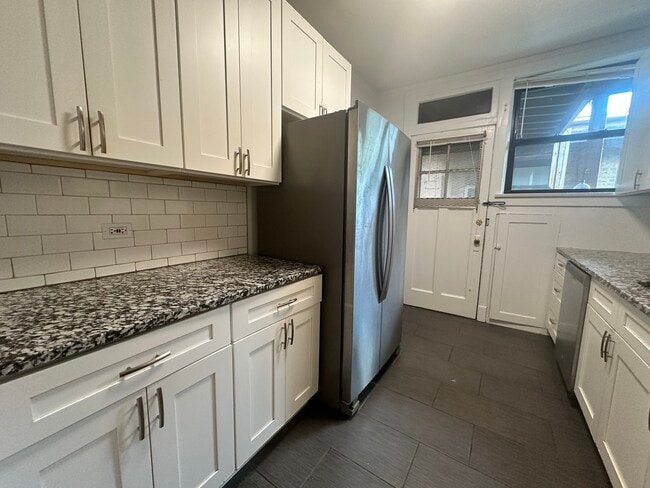 Building Photo - 2230 Sherman Ave Unit f-3 Rental