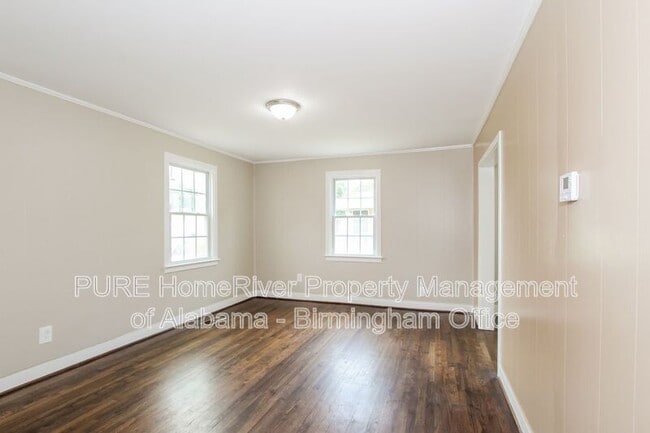 Photo - 208 22nd St SW