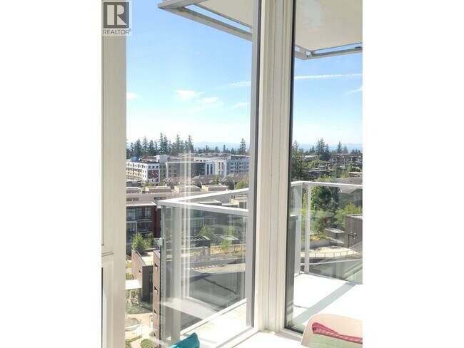 Photo - 3355 Binning Rd Unité 1000