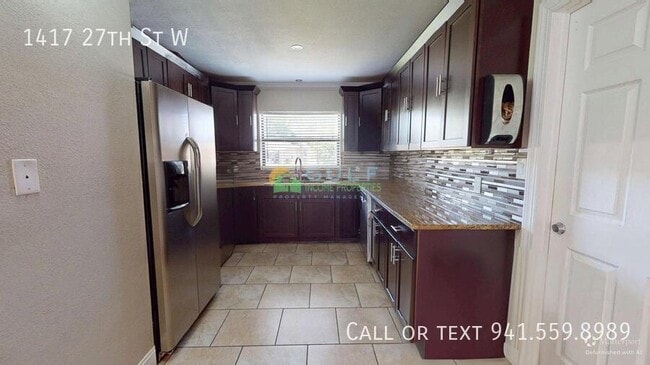 Photo - 1417 27th St W