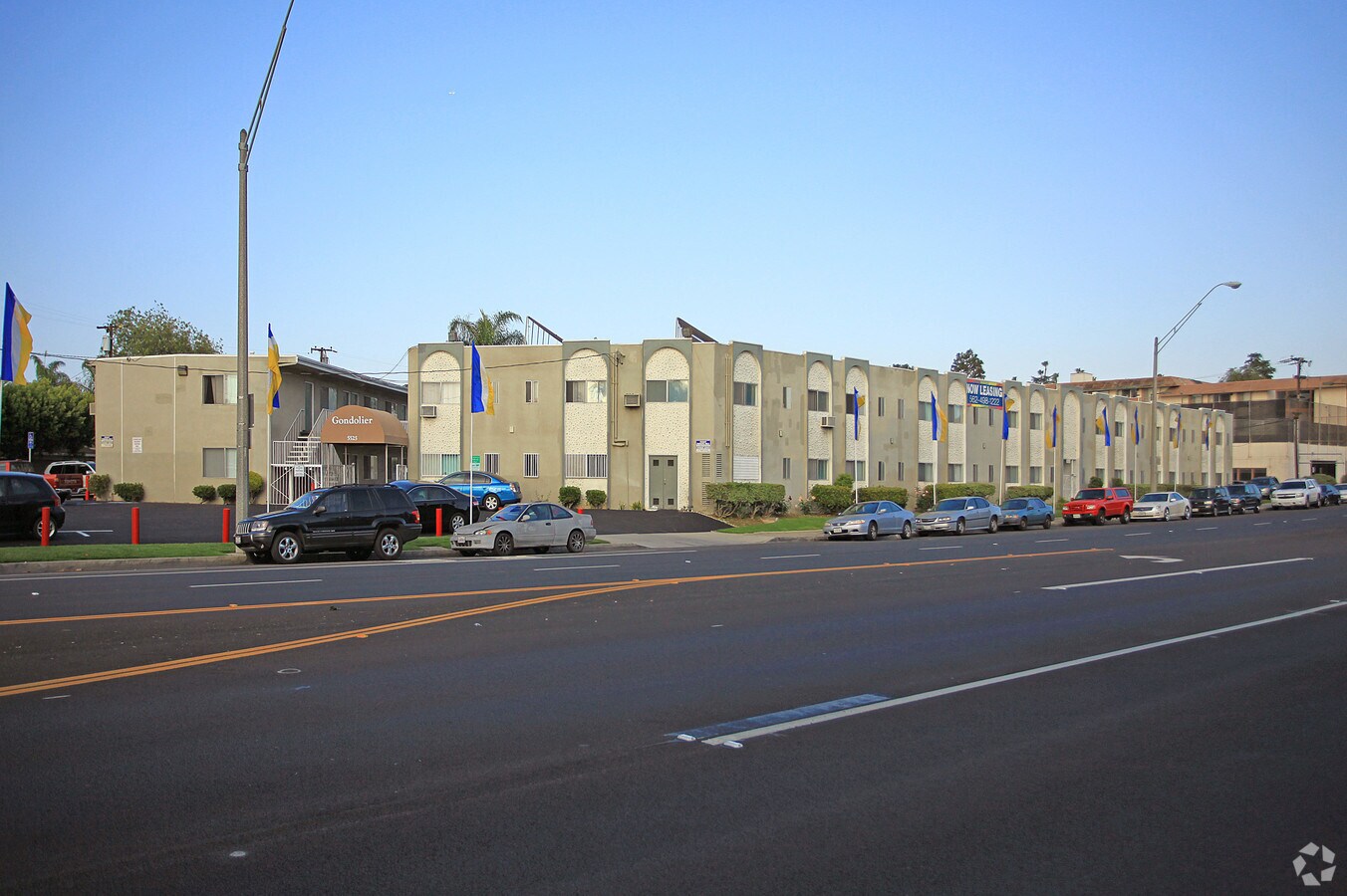 Gondolier Apartments - Gondolier Apartments
