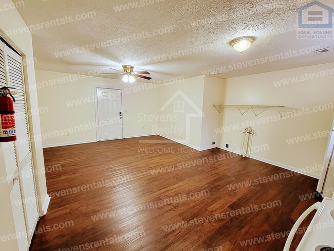 Photo - 844 Bybee Branch Rd