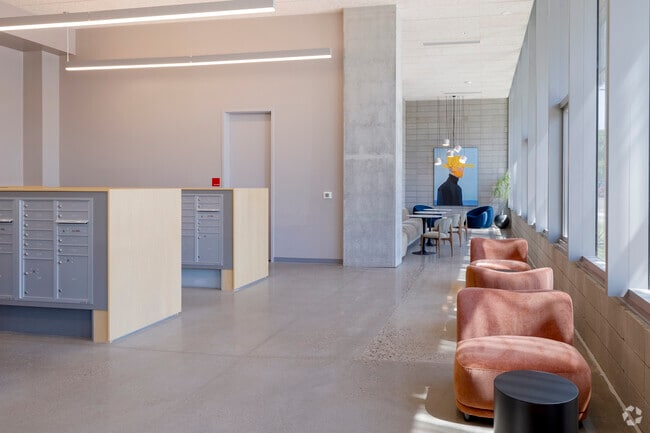 Lobby Coworking Area & Mailroom
