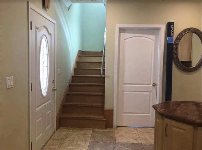 Photo - 7757 Mary Ellen Ave