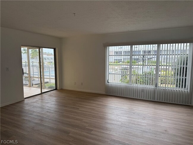 Photo - 4516 SE 6th Pl Unit 1C