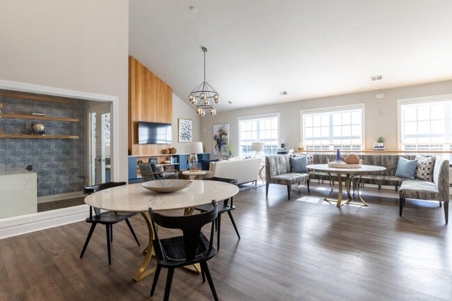 Indigo Apartments
