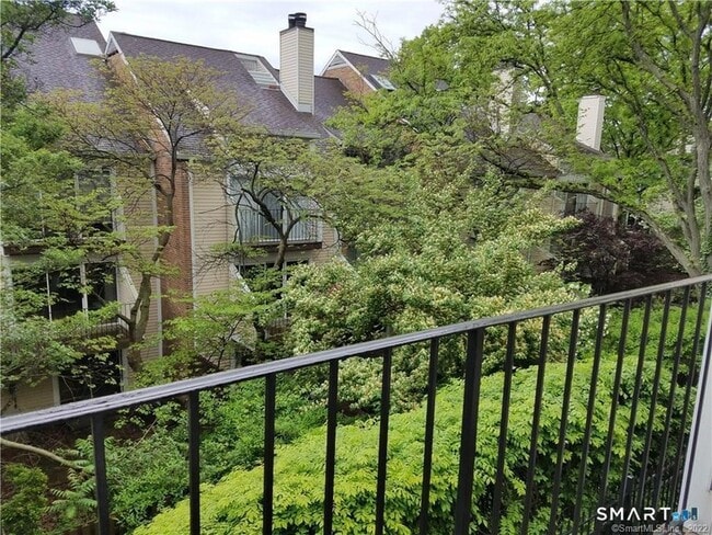 83 Highland Rd