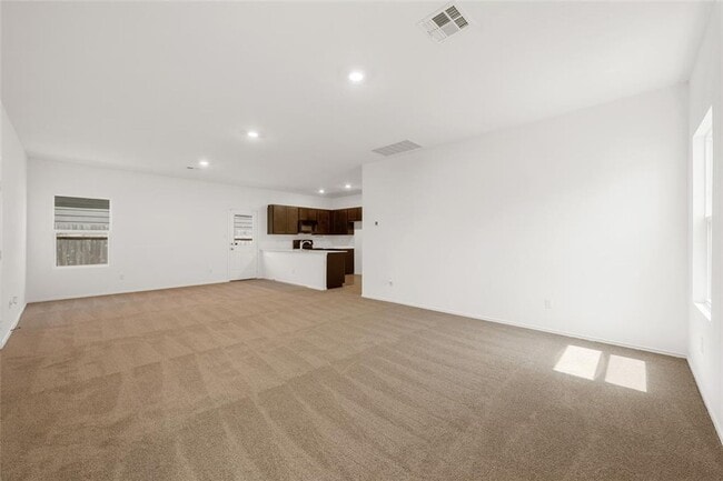 Photo - Spacious 3-Bedroom 2 bath with Private Bac...