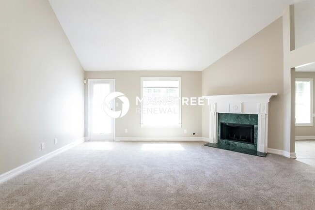 3 Bedroom Pet-Friendly Home in Fayetteville, GA with Main Street Renewal