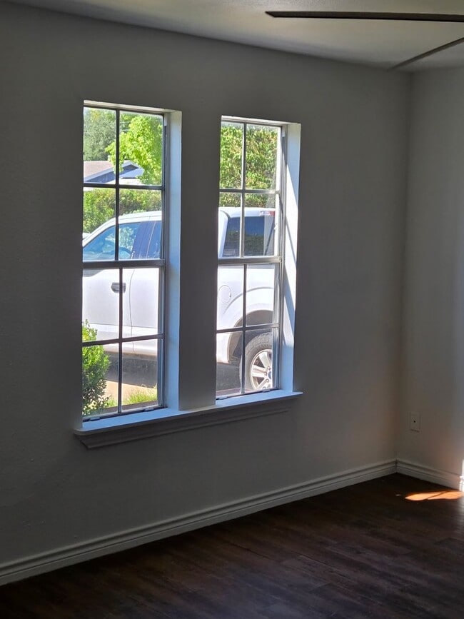 Photo - Nice 3 bedroom 1 bath for rent