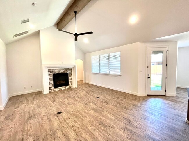 Photo - 5603 117th St