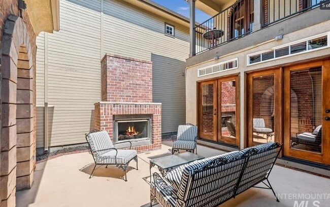 Photo - Gorgeous fully furnished home in downtown Eagle!